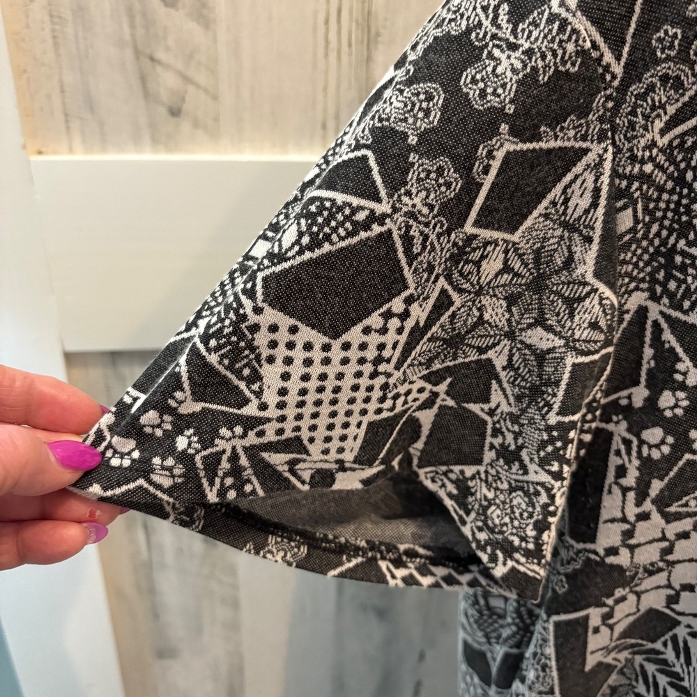 LULAROE HIGH-LOW DRESS 2XL - Picture 3 of 8